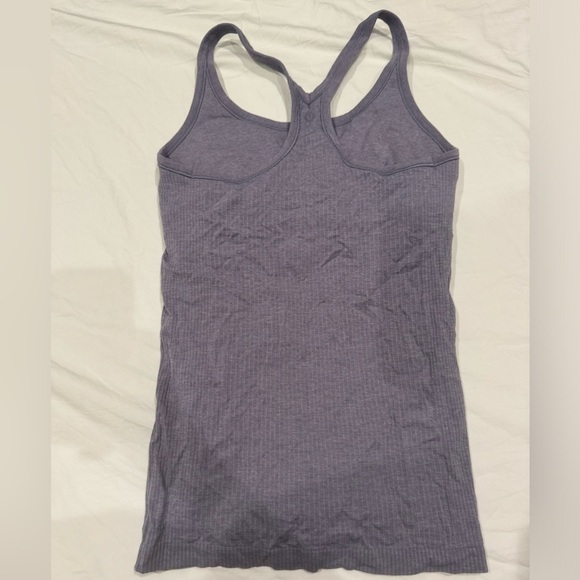 3 Lululemon size 10 tanks - Picture 5 of 7